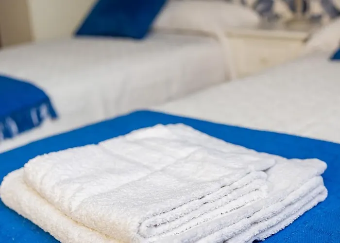 Apartamento Irene Céntrico Con Wifi Y Parking Coche Tamaño Medio Cangas De